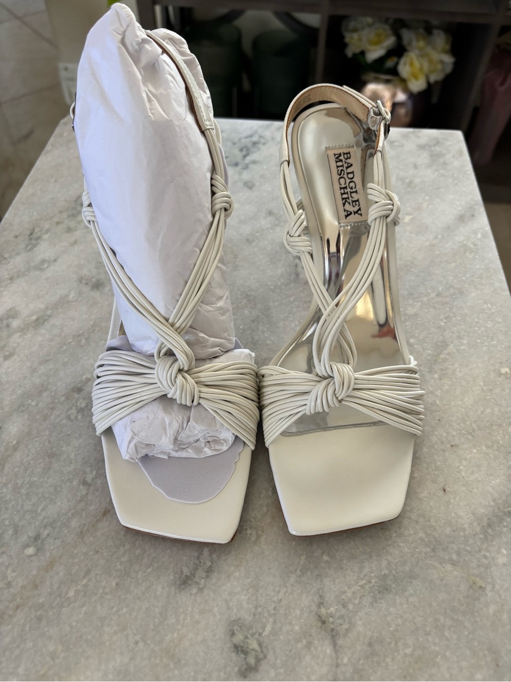 Badgley Mischka Leather Knotted Strappy Slingback Heels - Soft White (size 7.5)